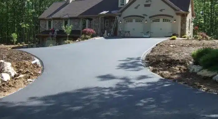 Benefits of Concrete Or Asphalt Driveway For Residential Properties