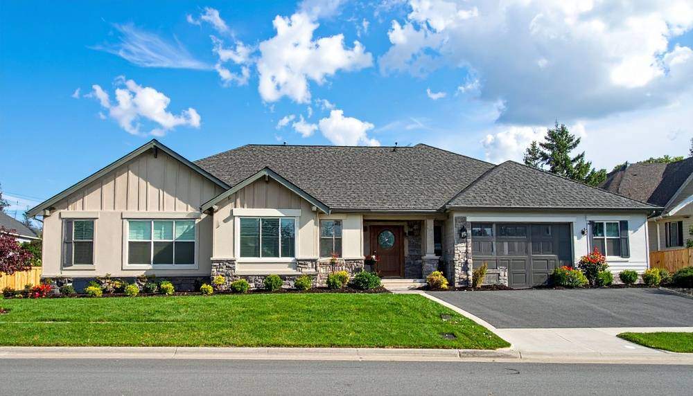 Why Summer Is the Best Time for Full Asphalt Driveway Installation