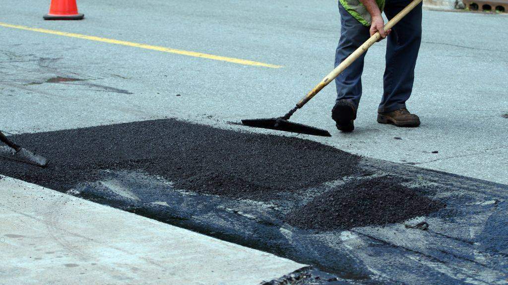 Fall Asphalt Repairs vs. Waiting Until Spring: What Property Owners Should Know